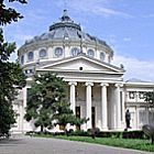 srpen 2004 - Koncertní sál Ateneul Român na Piaţa Revoluţiei (Náměstí Revoluce)