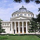 srpen 2004 - Koncertní sál Ateneul Român na Piaţa Revoluţiei (Náměstí Revoluce)