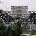 duben 2004 - Palatul Parlamentului (Palác parlamentu), dříve Casa Poporului (Dům lidu)